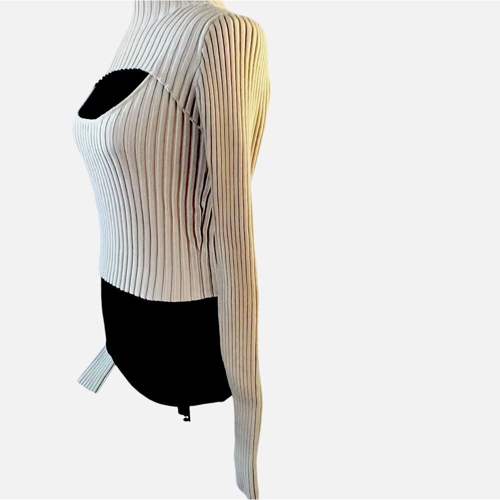 Le Lis Women Size Small Pale Green Turtleneck Cropped Cutout Ribbed Knit Sweater - Picture 3 of 9